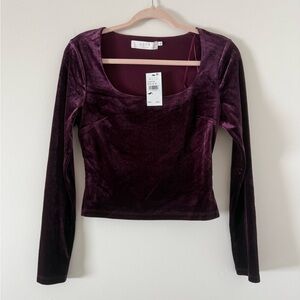 NWT - long sleeve scoop neck top - Sz S
